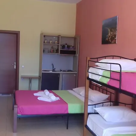 Apartament Lazaridi *